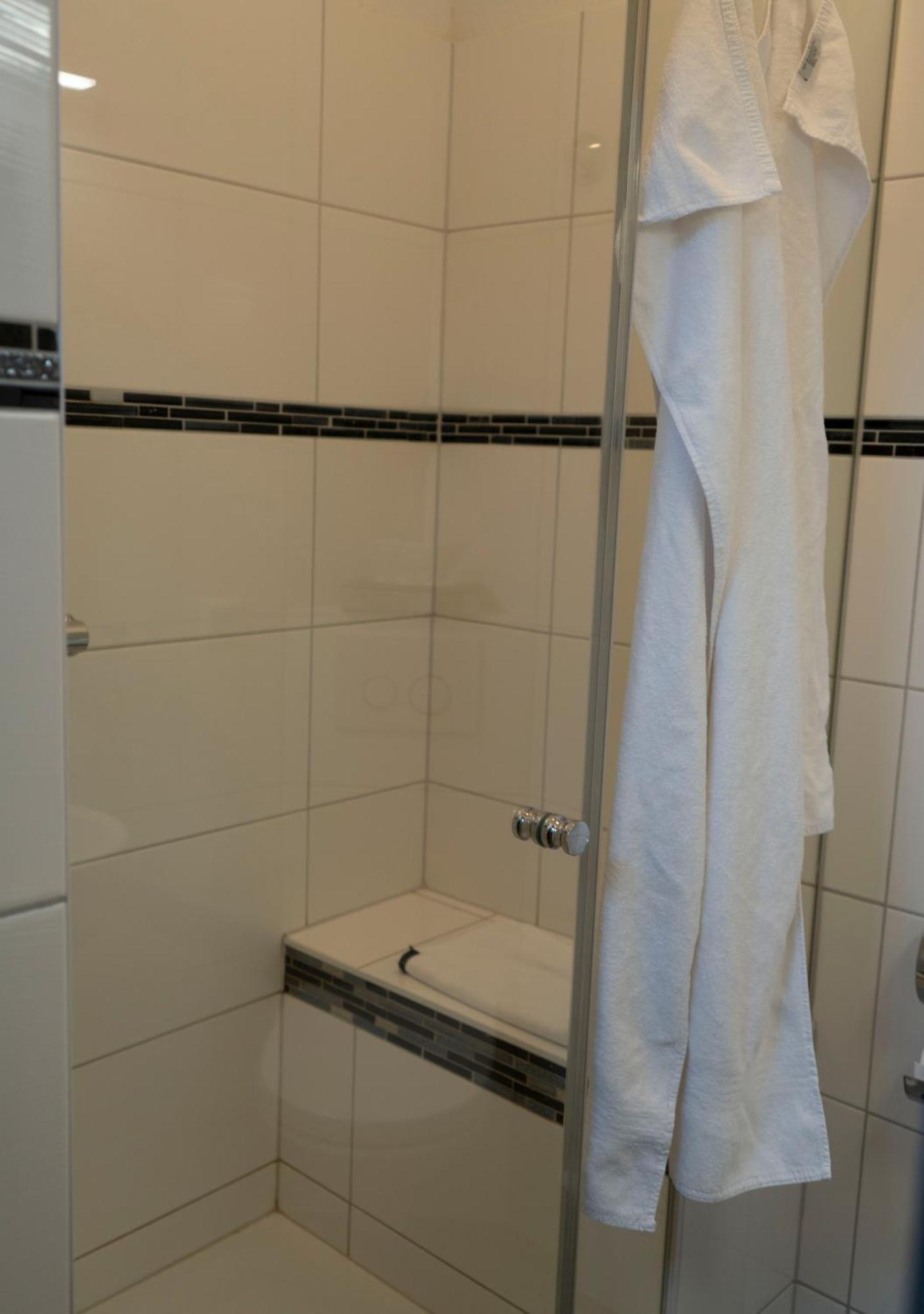 فندق Gaststaette Zur Eiche هانوفر المظهر الخارجي الصورة